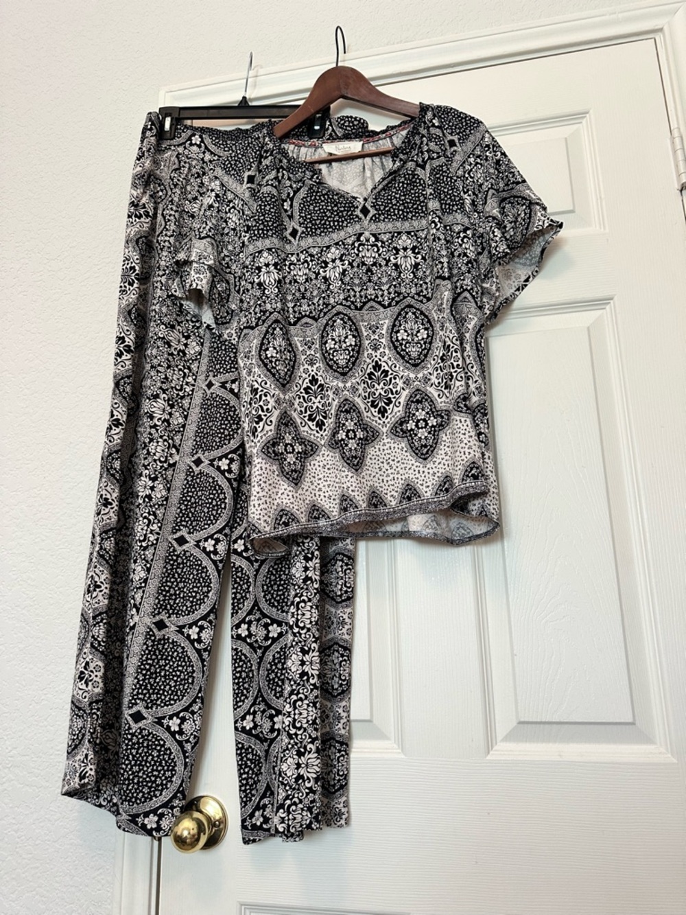 Nurture Black & White Patterned Loungewear Set - Size L